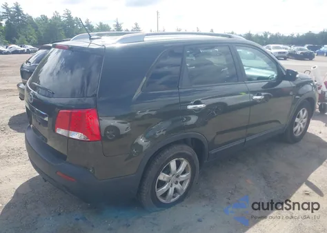 2012 Kia Sorento Lx from USA, damaged, VIN 5XYKT3A68CG192741
